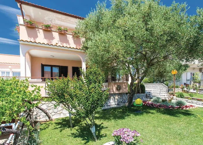 Stunning Apartment In Krk With Kitchen