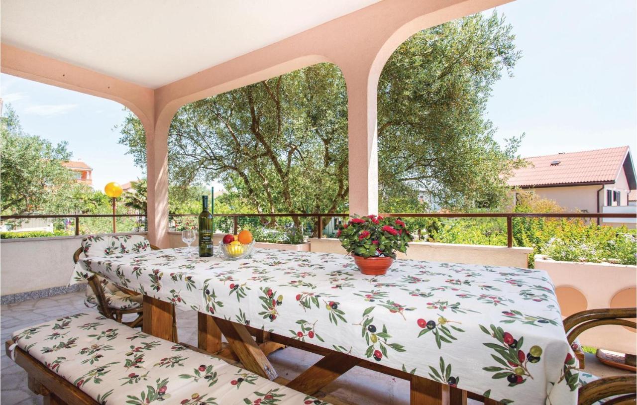 Stunning In Krk With Kitchen Apartment *