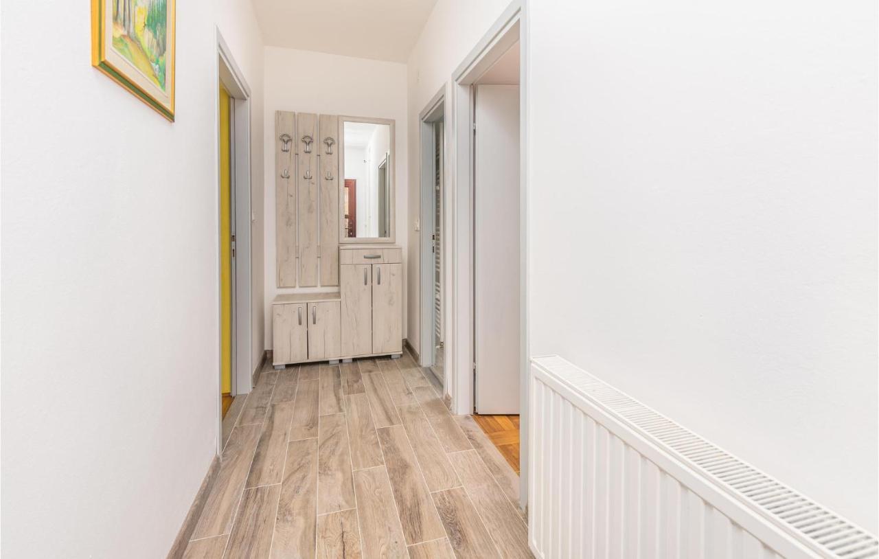 Stunning In Krk With Kitchen Apartment