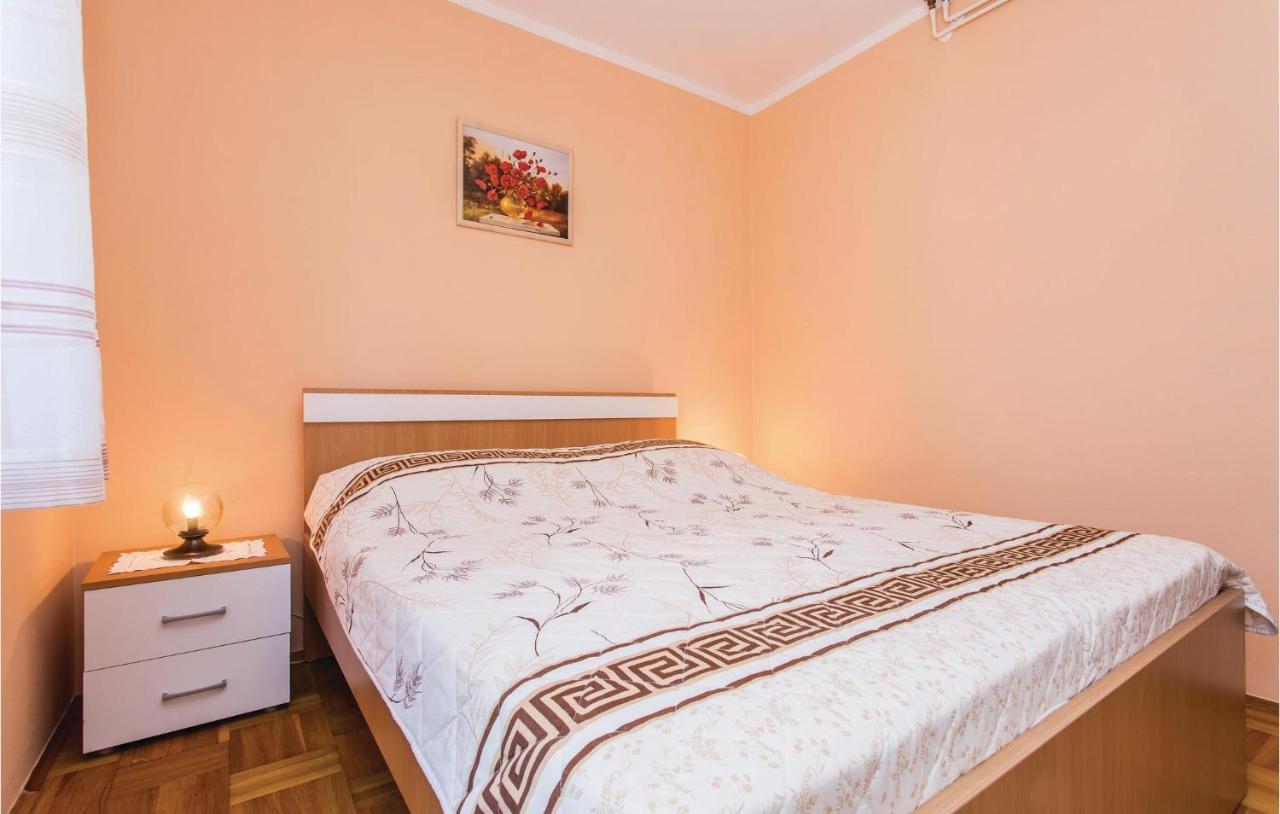 Apartment Stunning In Krk With Kitchen Krk Town