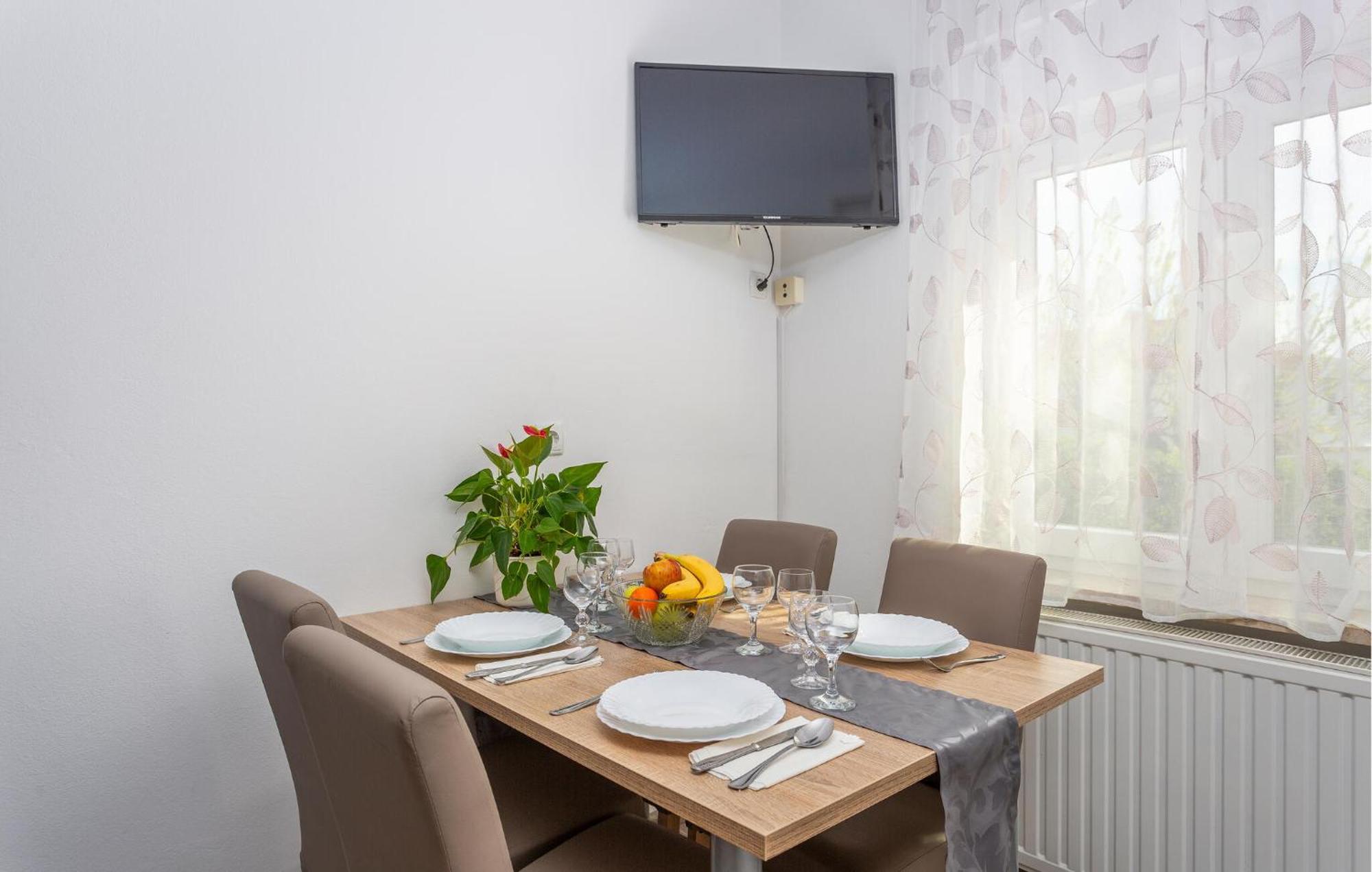 Stunning In Krk With Kitchen *