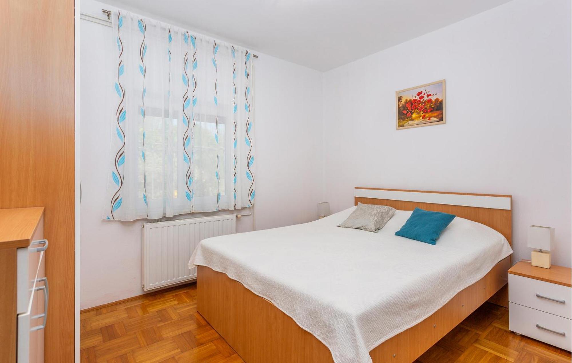 Stunning In Krk With Kitchen Apartment