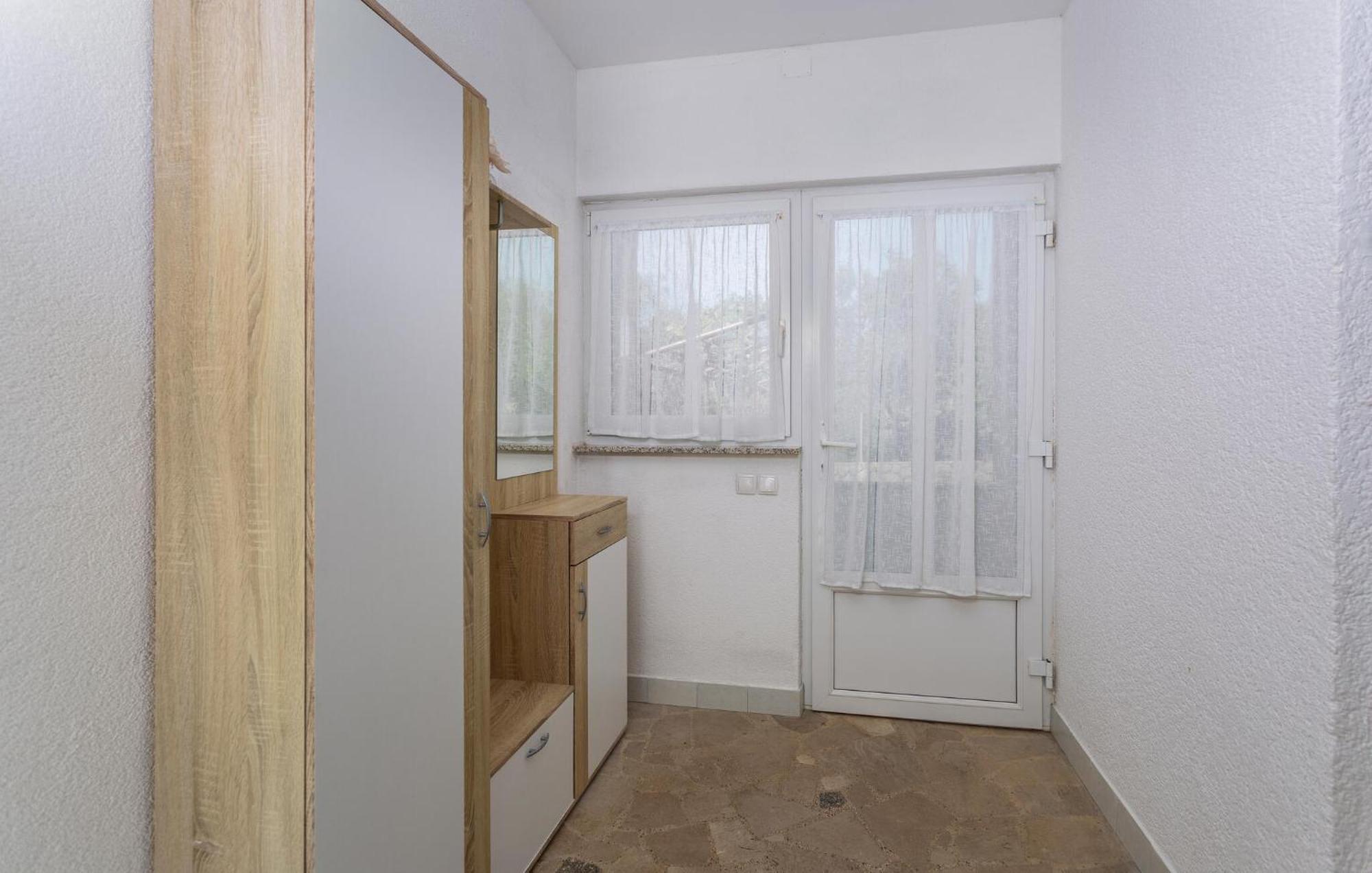 Apartment Stunning In Krk With Kitchen